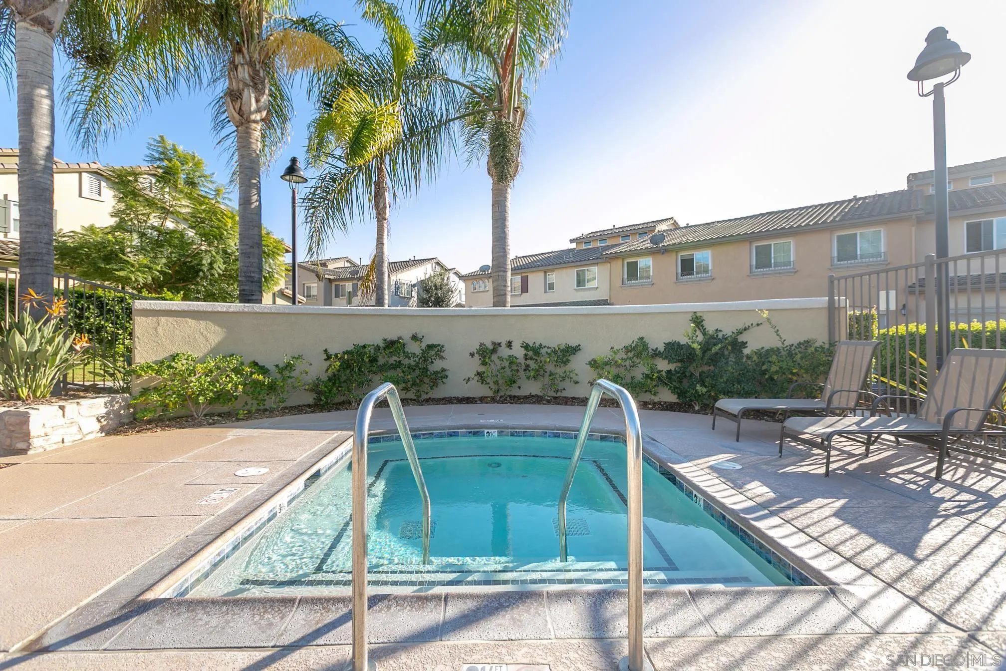 https://cdn.realtyfeed.com/cdn/127/260010790/948a10dd89139f2306fcd2e8b7810702.webp