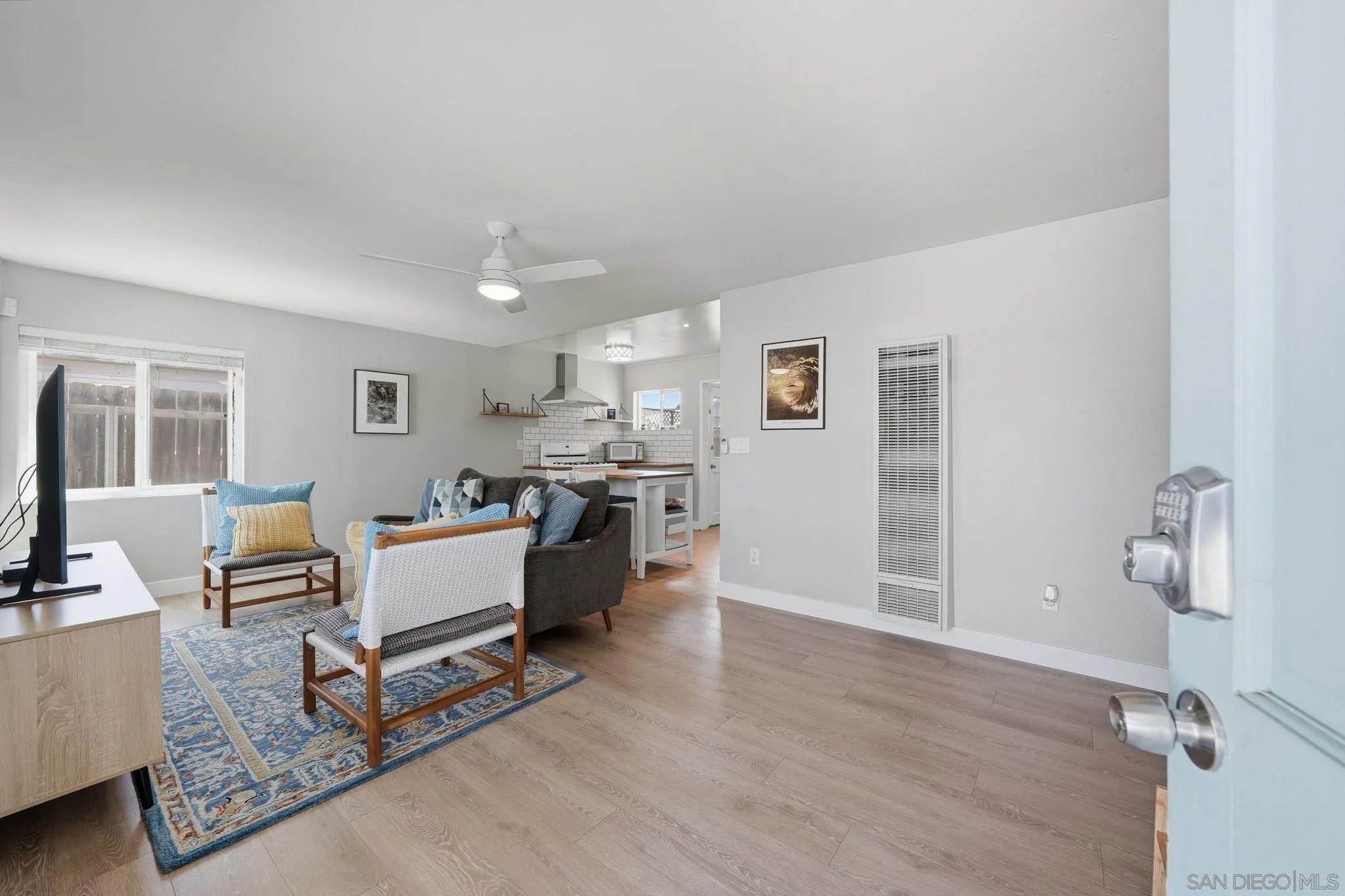 https://cdn.realtyfeed.com/cdn/127/260010791/0f4ffdb52b632e3871384da7565b86b0.webp