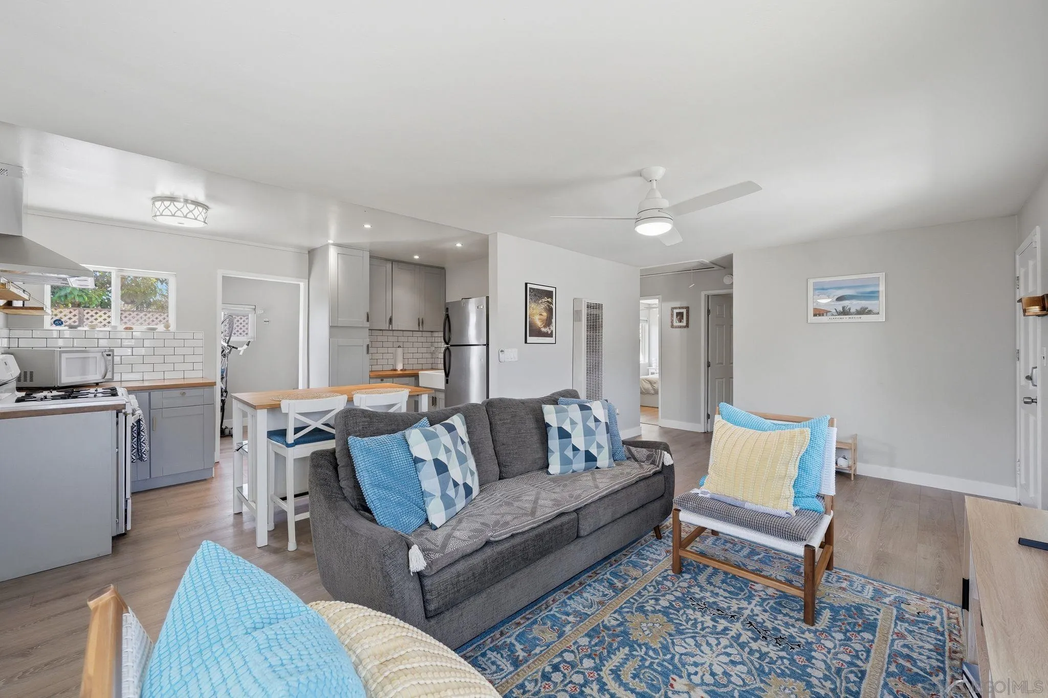 https://cdn.realtyfeed.com/cdn/127/260010791/23d2d473d2a858052d4c6a9bb00fbbe7.webp