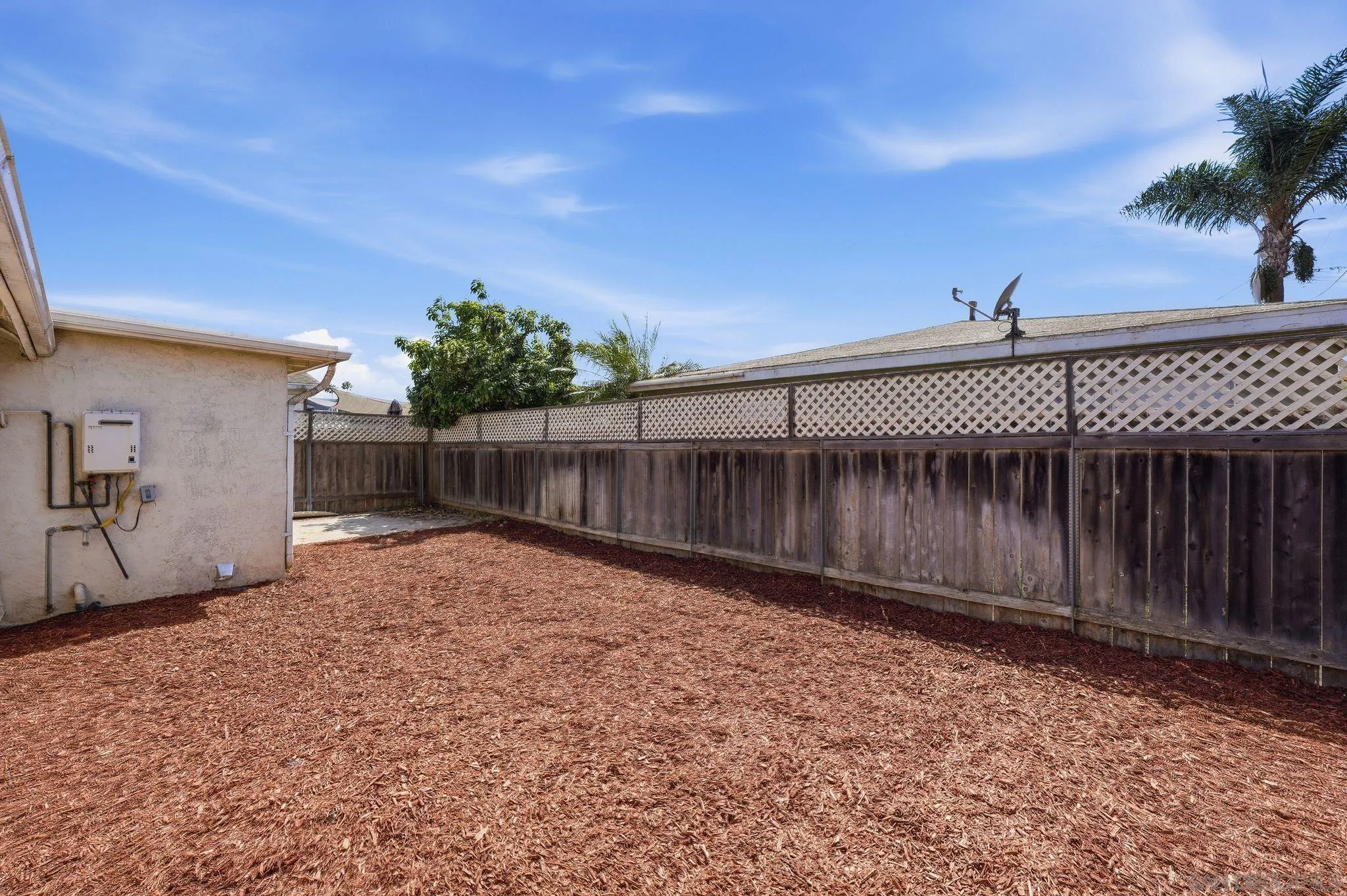 https://cdn.realtyfeed.com/cdn/127/260010791/63ae510ccf090e2feb745884bc89d276.webp