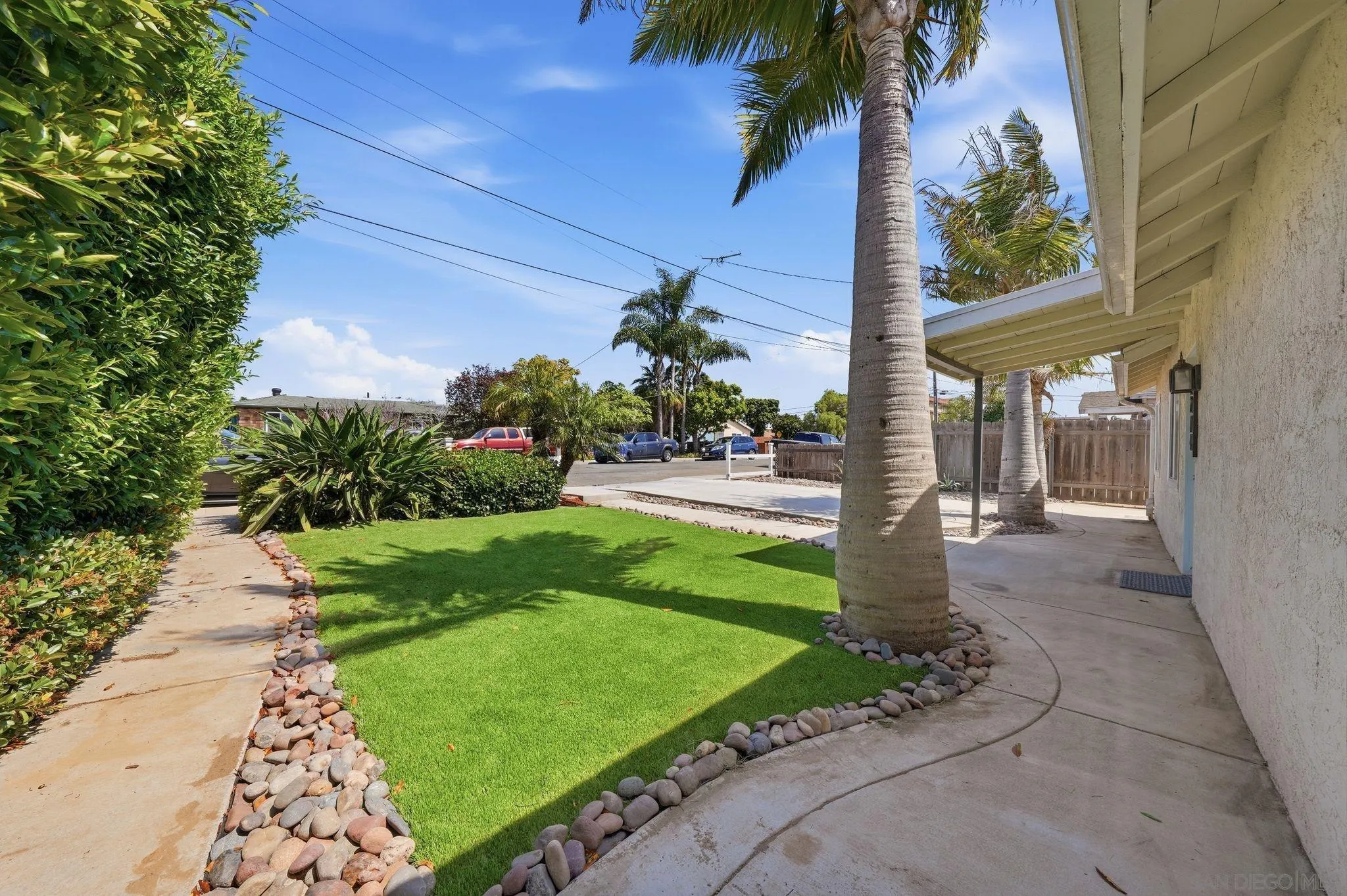 https://cdn.realtyfeed.com/cdn/127/260010791/b251a59ec462587662059082f3eeb349.webp