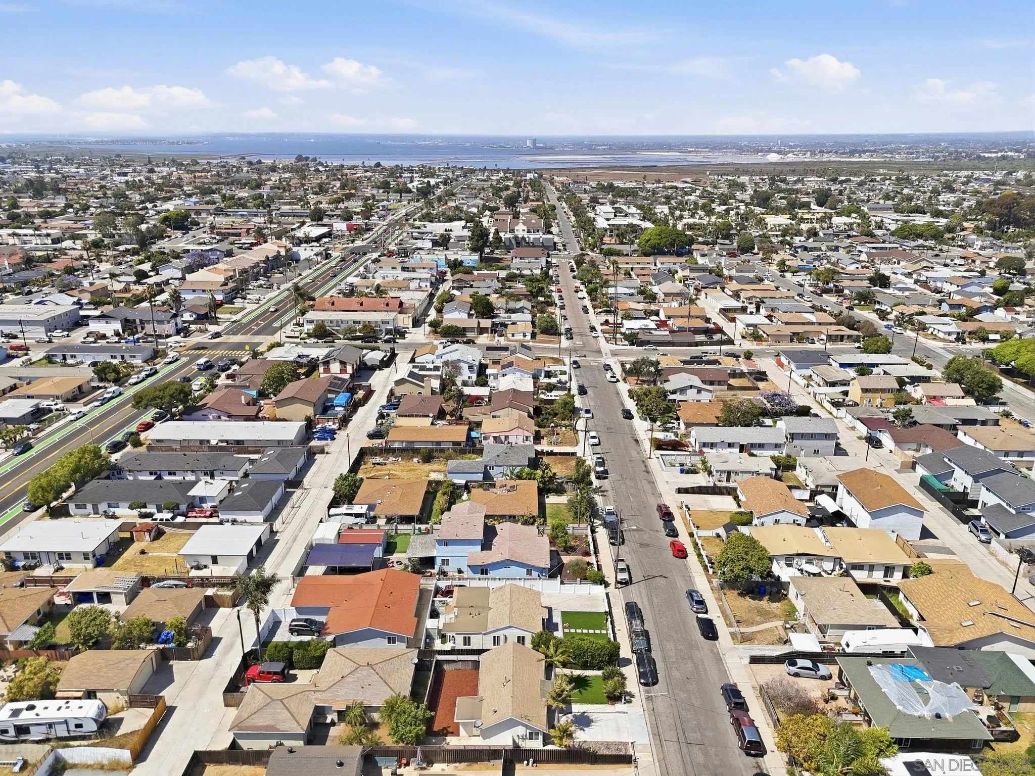 https://cdn.realtyfeed.com/cdn/127/260010791/e12561c283975762b33429c4c1c0faa5.webp