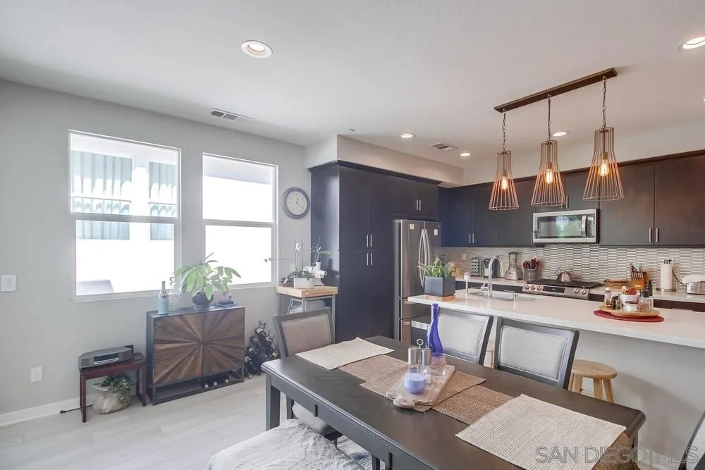 Photo #7: 260010792 Listing: Photo #7