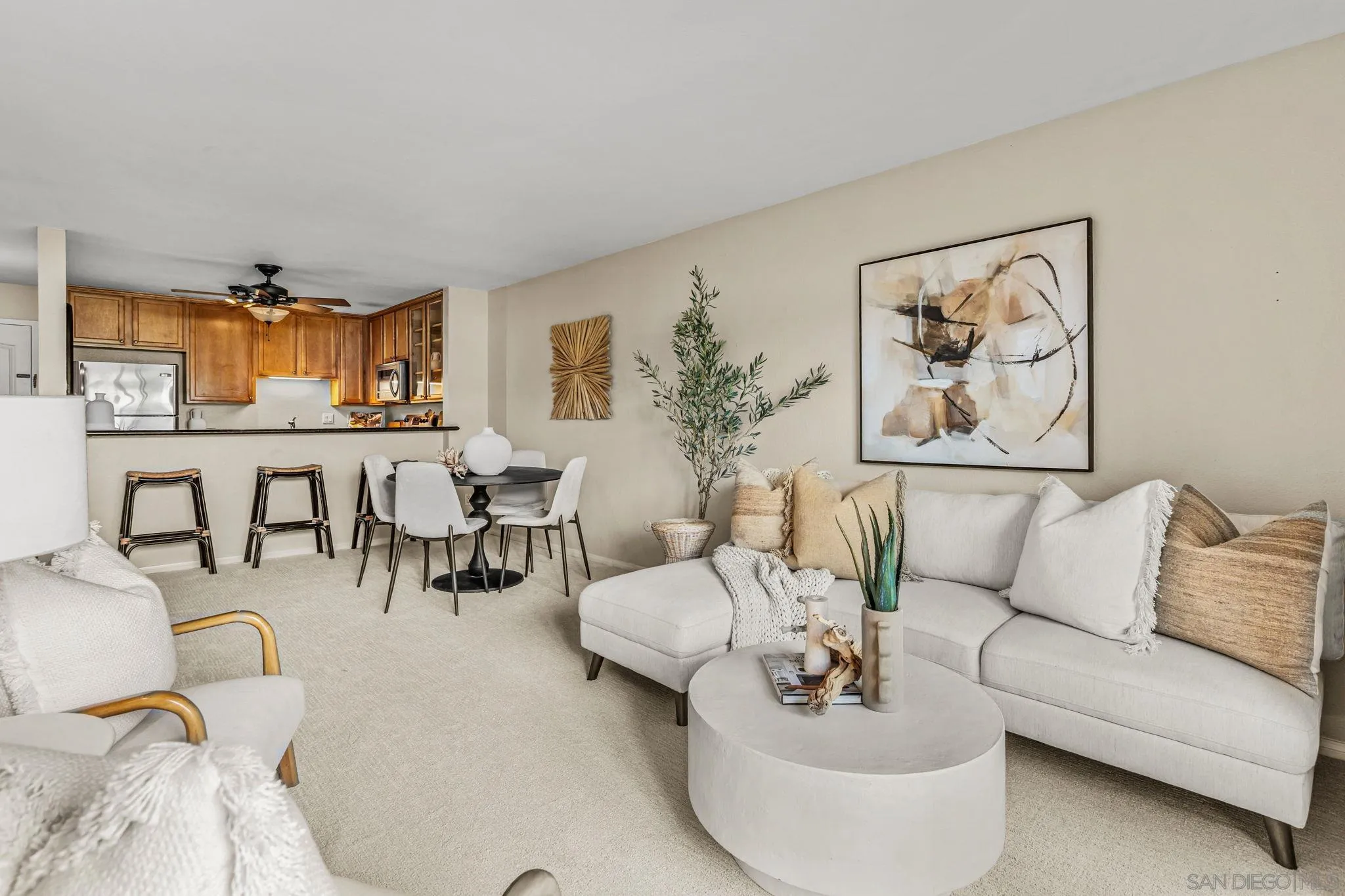 Photo #1: 260010796 Listing: Photo #1