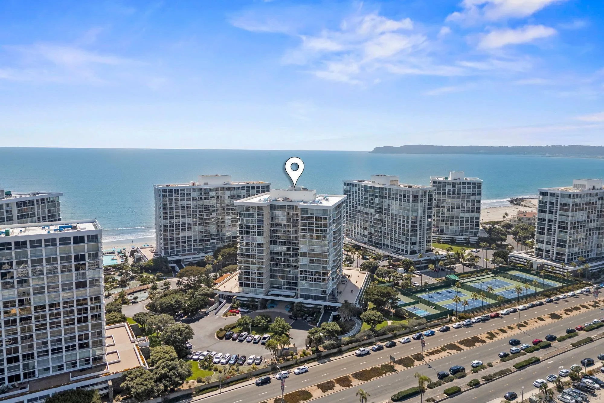 https://cdn.realtyfeed.com/cdn/127/260010797/0eb2ebfcc010476e924683ce0f619d65.webp