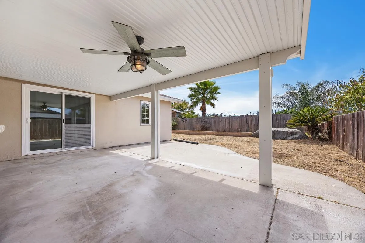 https://cdn.realtyfeed.com/cdn/127/260010798/2300f1428f7c27c4fa48b715b0f25700.webp
