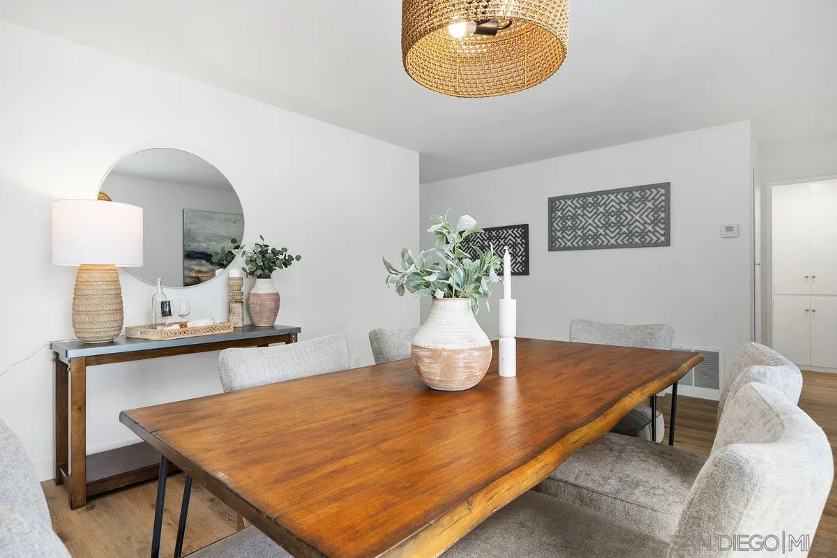 https://cdn.realtyfeed.com/cdn/127/260010798/264b06aacf91405bb07a715b9462fac8.webp