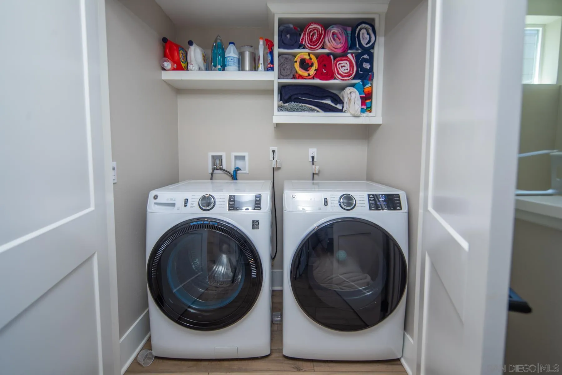 https://cdn.realtyfeed.com/cdn/127/260010799/b9085b3de326a749e189bf1df23c696d.webp