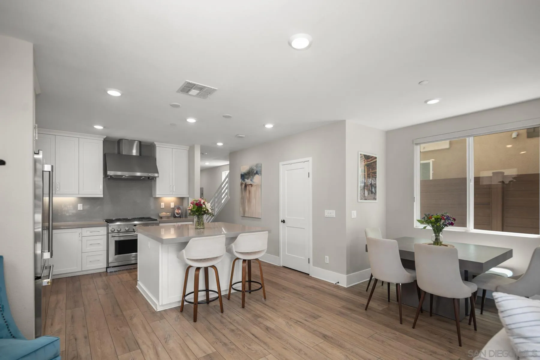 https://cdn.realtyfeed.com/cdn/127/260010799/d82fbfec47dfcf23496a63525d5b6002.webp