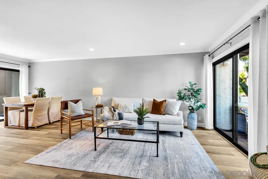 https://cdn.realtyfeed.com/cdn/127/260010806/894a301469d24536fae0658c7e45a17c.webp