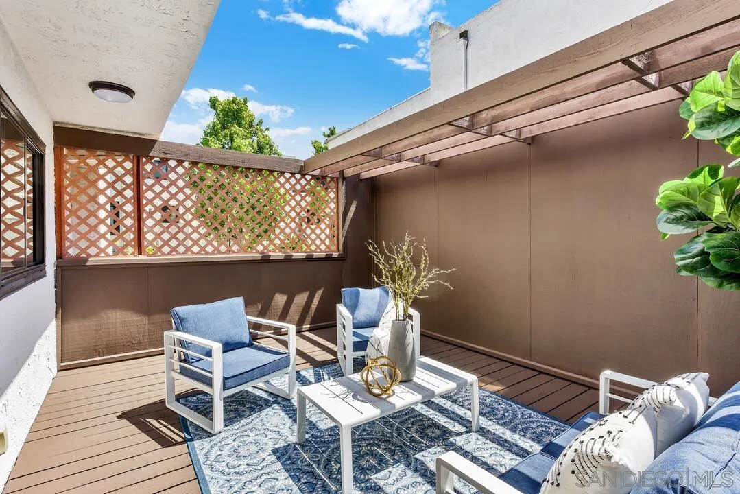 https://cdn.realtyfeed.com/cdn/127/260010806/b39e223200a1c82e9679d53a881a49fd.webp