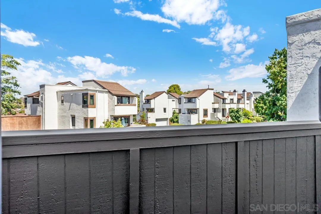 https://cdn.realtyfeed.com/cdn/127/260010806/e19055424f7ff5ccb4086536ec62cbd5.webp