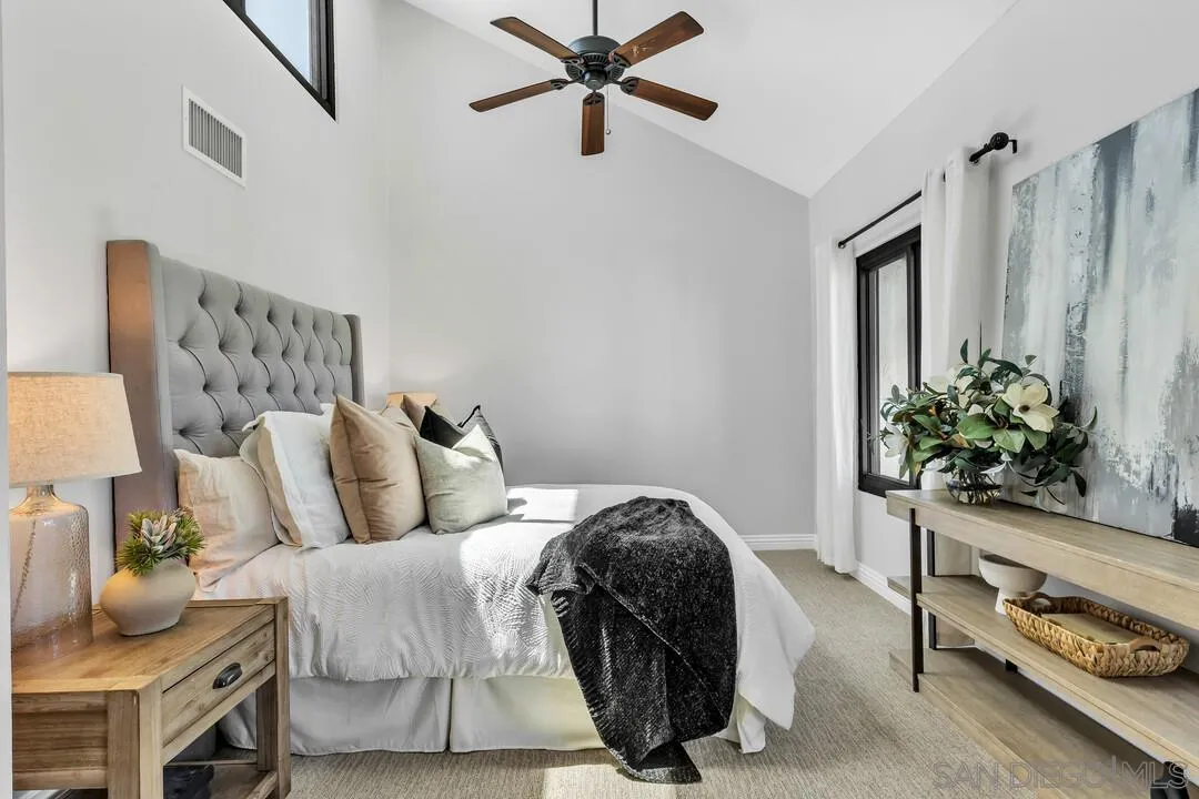 https://cdn.realtyfeed.com/cdn/127/260010806/e7ef97a78b6f922b31ce3aba4c9389c9.webp