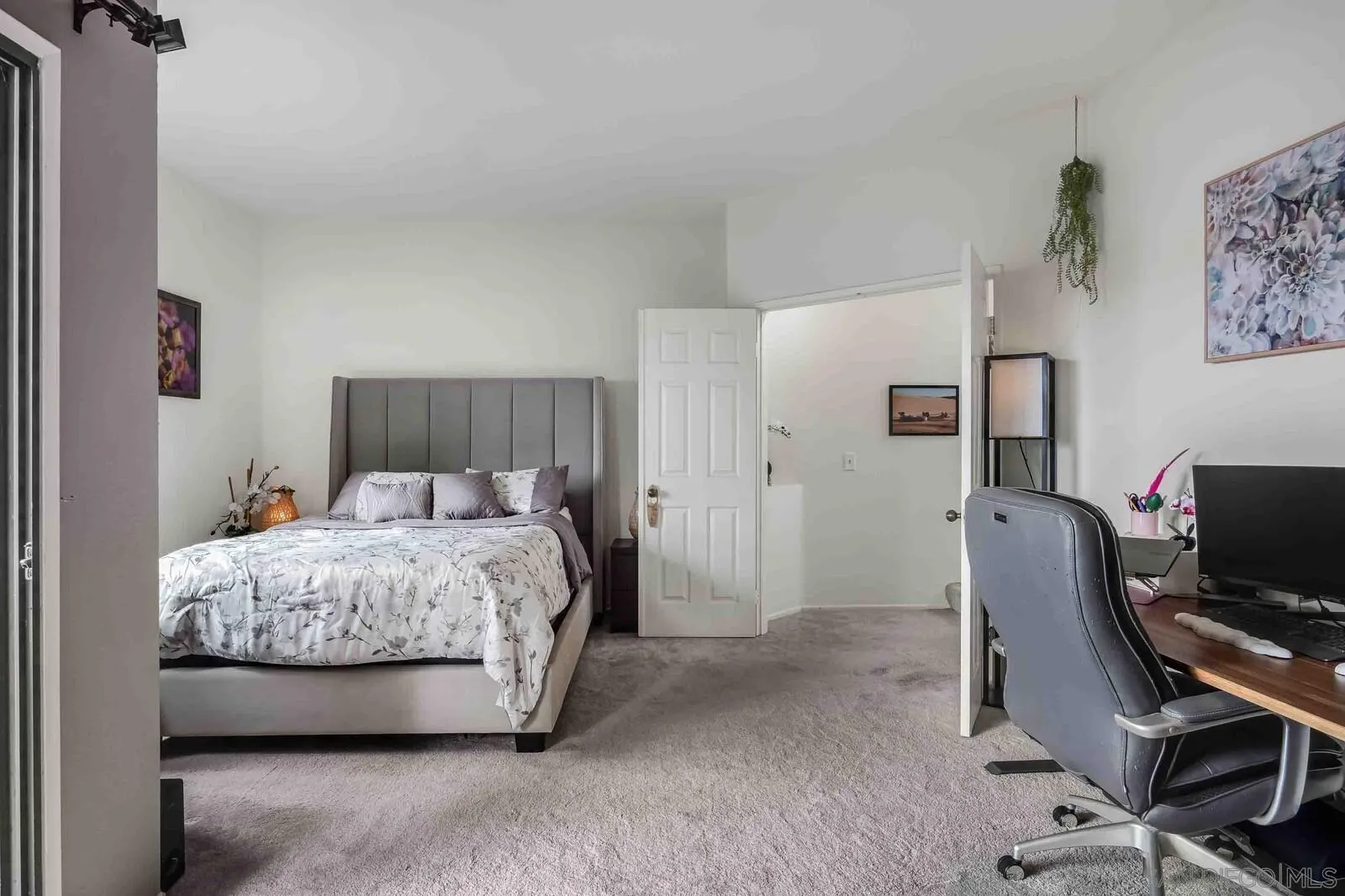 https://cdn.realtyfeed.com/cdn/127/260010809/3d82ab7e2868462c75ec703fdaf26b0d.webp