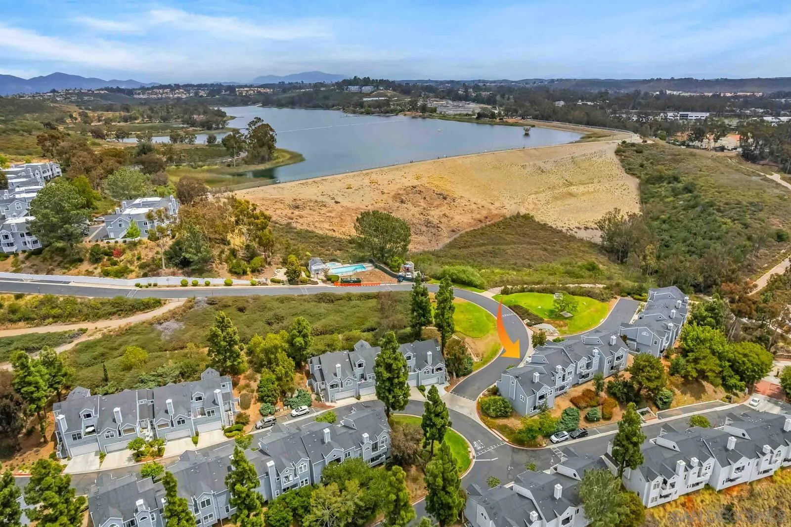 https://cdn.realtyfeed.com/cdn/127/260010809/7b345ad9c6fcfdc86e8b876bb16b453b.webp