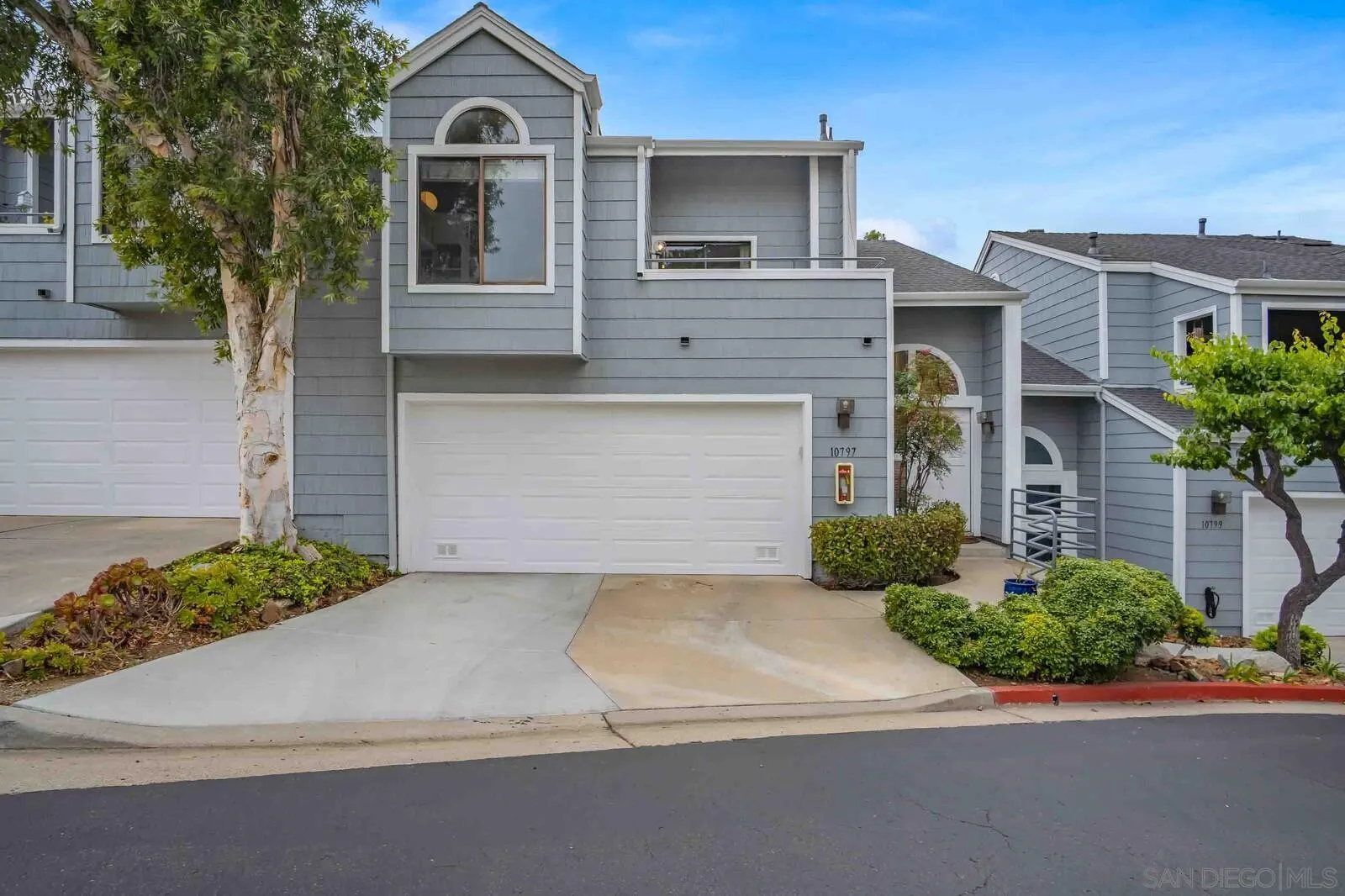 https://cdn.realtyfeed.com/cdn/127/260010809/8154d7f89db4b41c8910576a7db9ecf7.webp