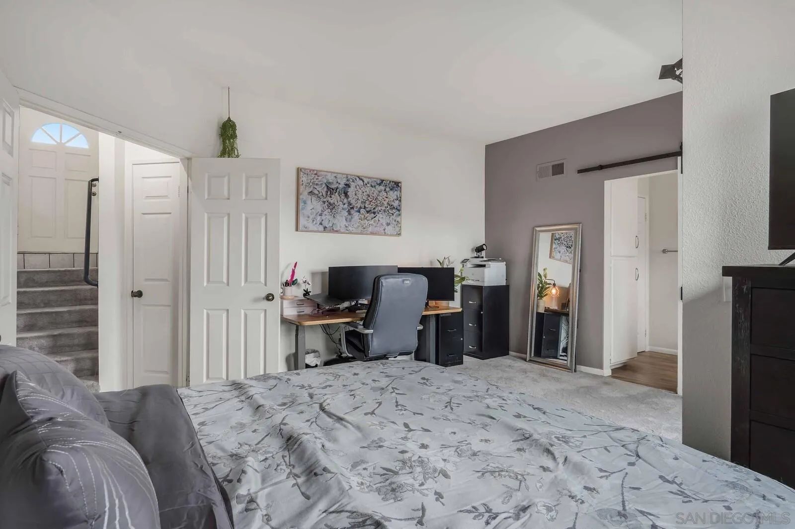 https://cdn.realtyfeed.com/cdn/127/260010809/f6cd899dcf29c77e2ab0e7c7315bbdbb.webp