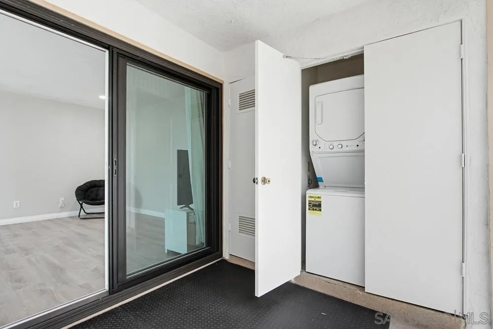 https://cdn.realtyfeed.com/cdn/127/260010810/641f8fae37a11f27ae1ec13135263c48.webp