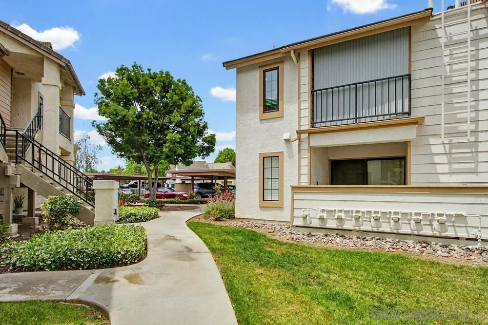 https://cdn.realtyfeed.com/cdn/127/260010810/665dd613c0379af85e7ee71d2445dcf7.webp
