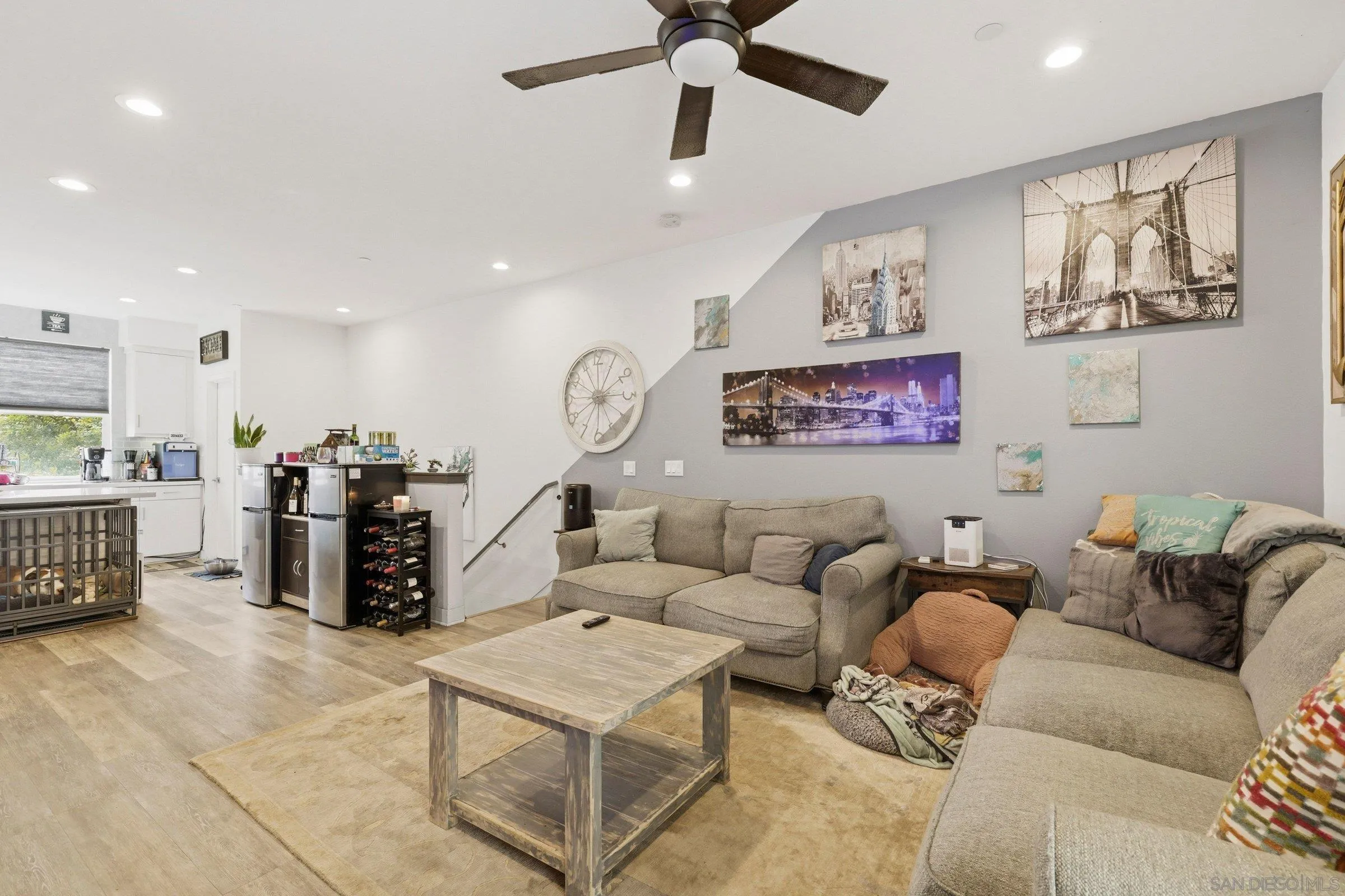Photo #3: 260010811 Listing: Photo #3