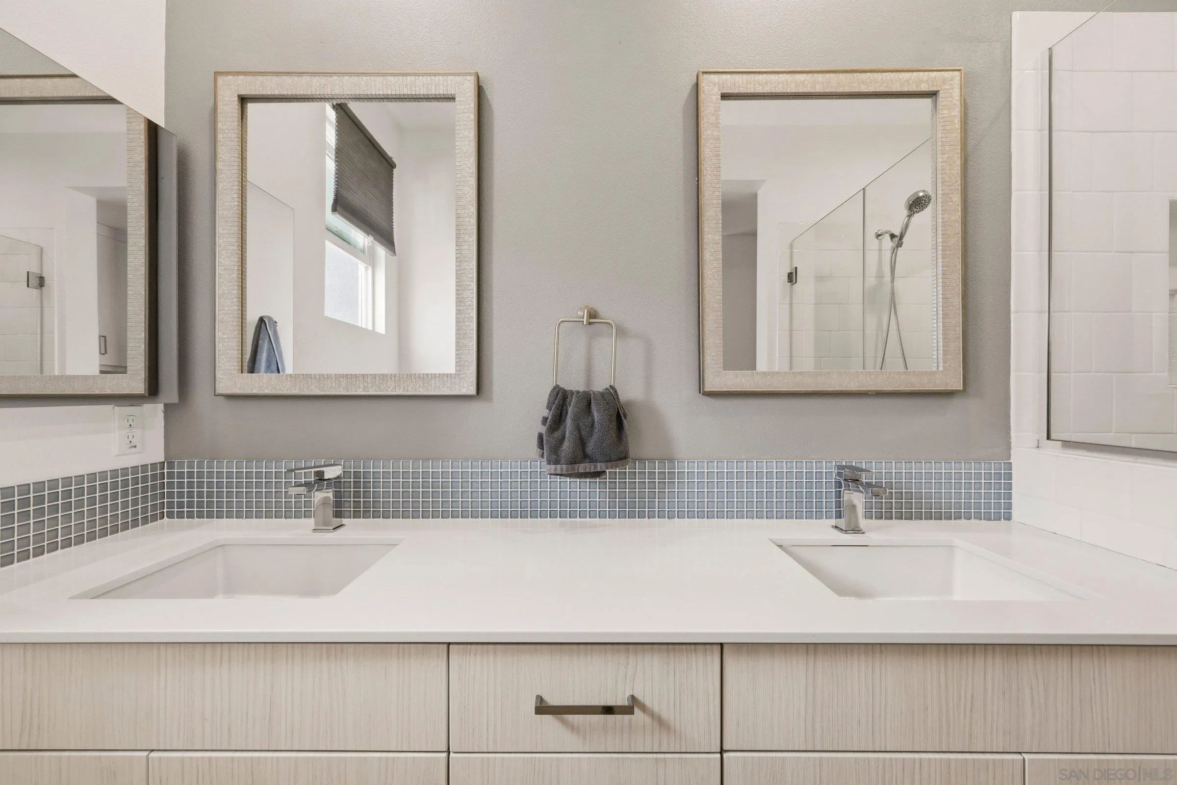 Photo #13: 260010811 Listing: Photo #13