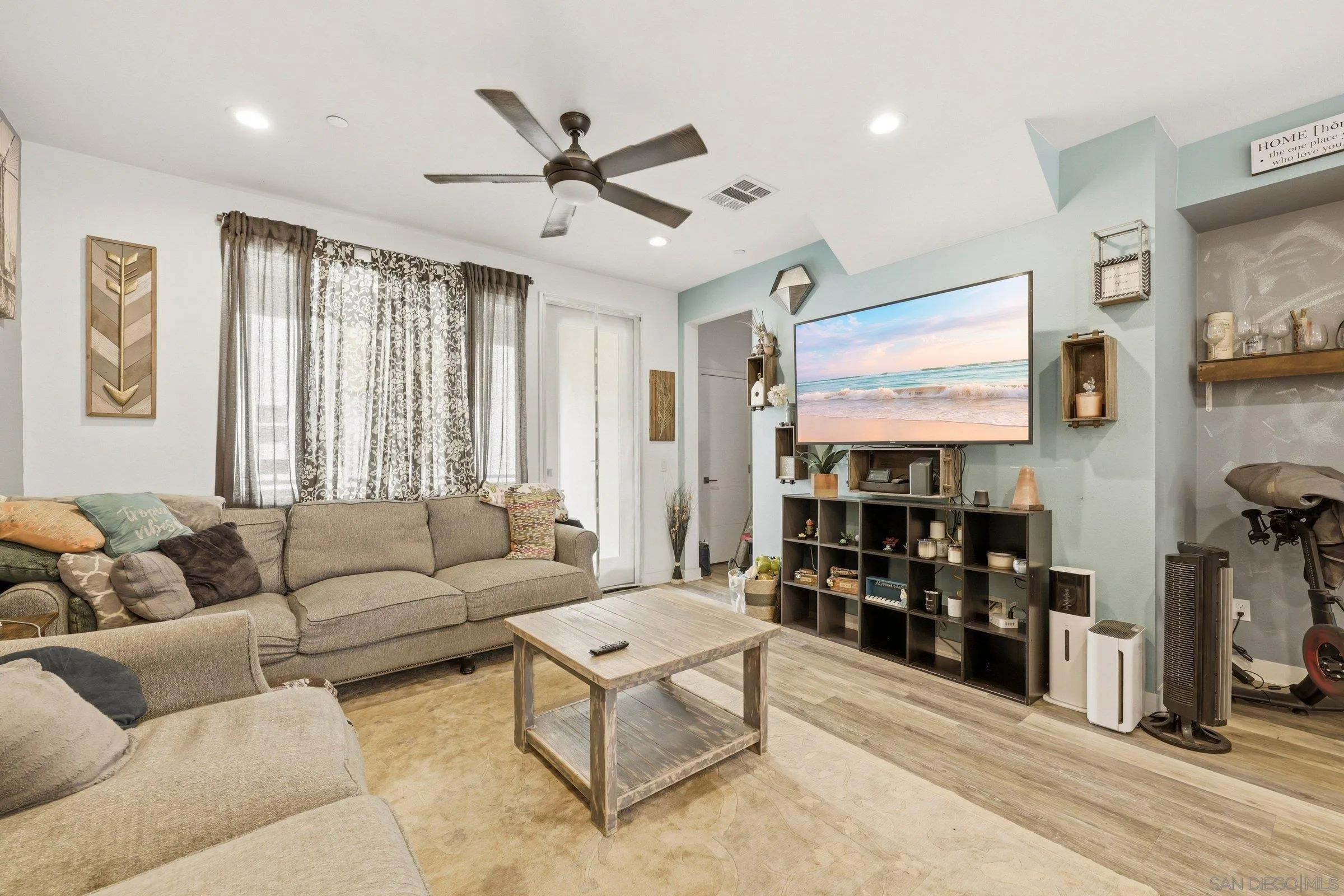 Photo #2: 260010811 Listing: Photo #2