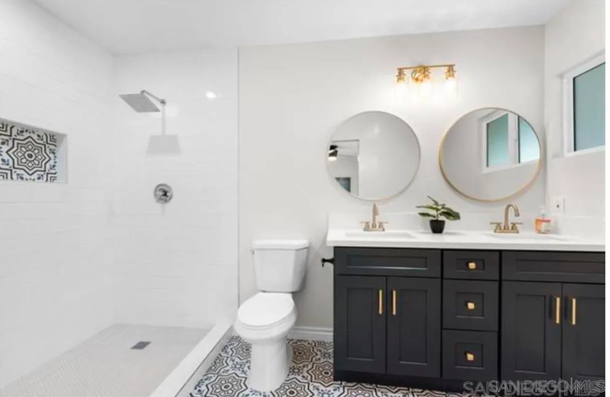 https://cdn.realtyfeed.com/cdn/127/260010813/273a5a567f4c03bfbeeffc74aec649ab.webp