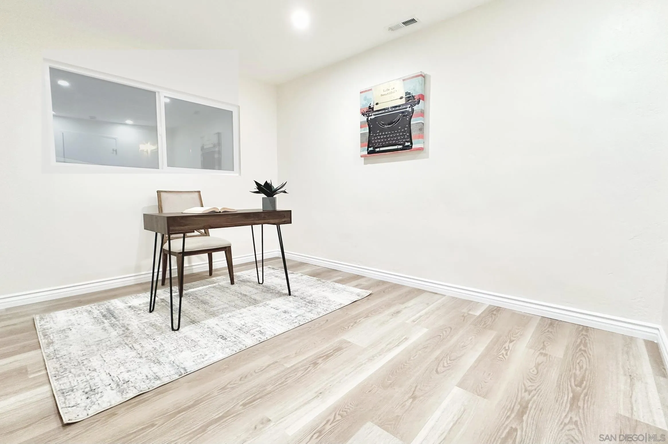 https://cdn.realtyfeed.com/cdn/127/260010813/c8c7d1762afe5bb98f333cbaf4798623.webp
