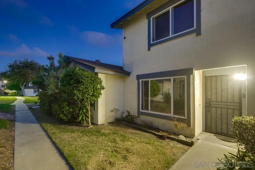 Photo #3: 260010819 Listing: Photo #3