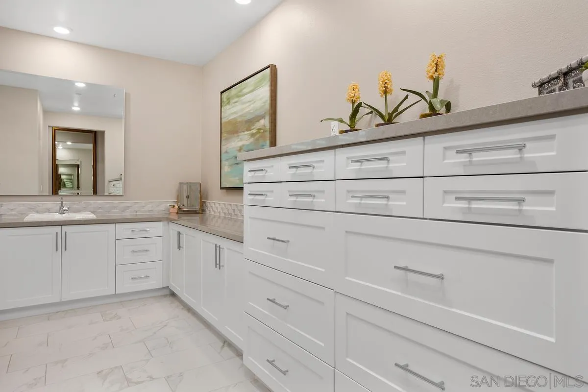 https://cdn.realtyfeed.com/cdn/127/260010828/35d58763b0b81025194929fb6d2da9dc.webp