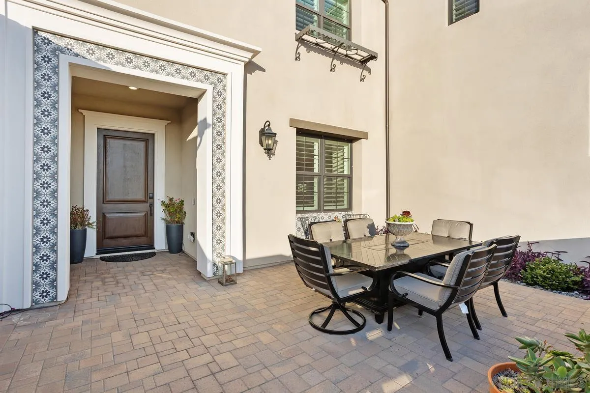 https://cdn.realtyfeed.com/cdn/127/260010828/47e71fb7e4c63ba8de2e26cfed30bc78.webp