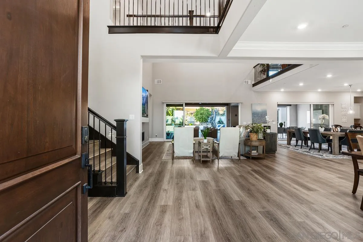 https://cdn.realtyfeed.com/cdn/127/260010828/482deb49af30bf227c1c7e9baf0cd39d.webp