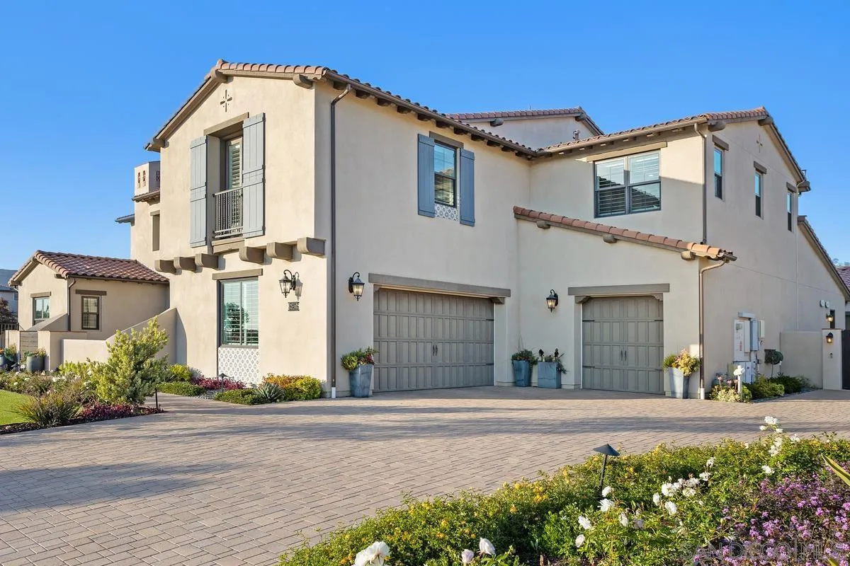 https://cdn.realtyfeed.com/cdn/127/260010828/4bd6b9166d9ec242aba8f2bf1432382e.webp