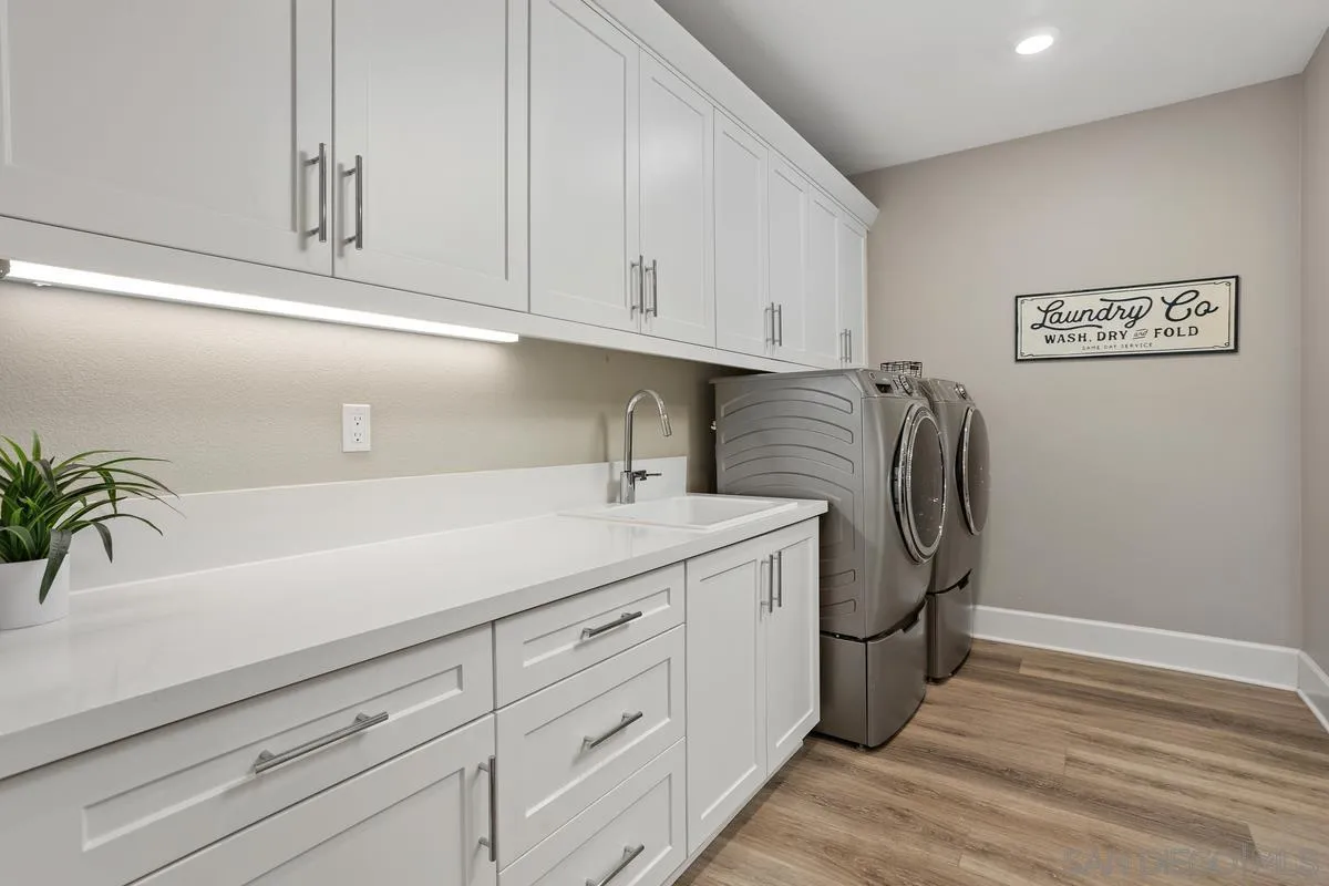 https://cdn.realtyfeed.com/cdn/127/260010828/7c8bd280ff214969aba1c6fe0e8c283c.webp