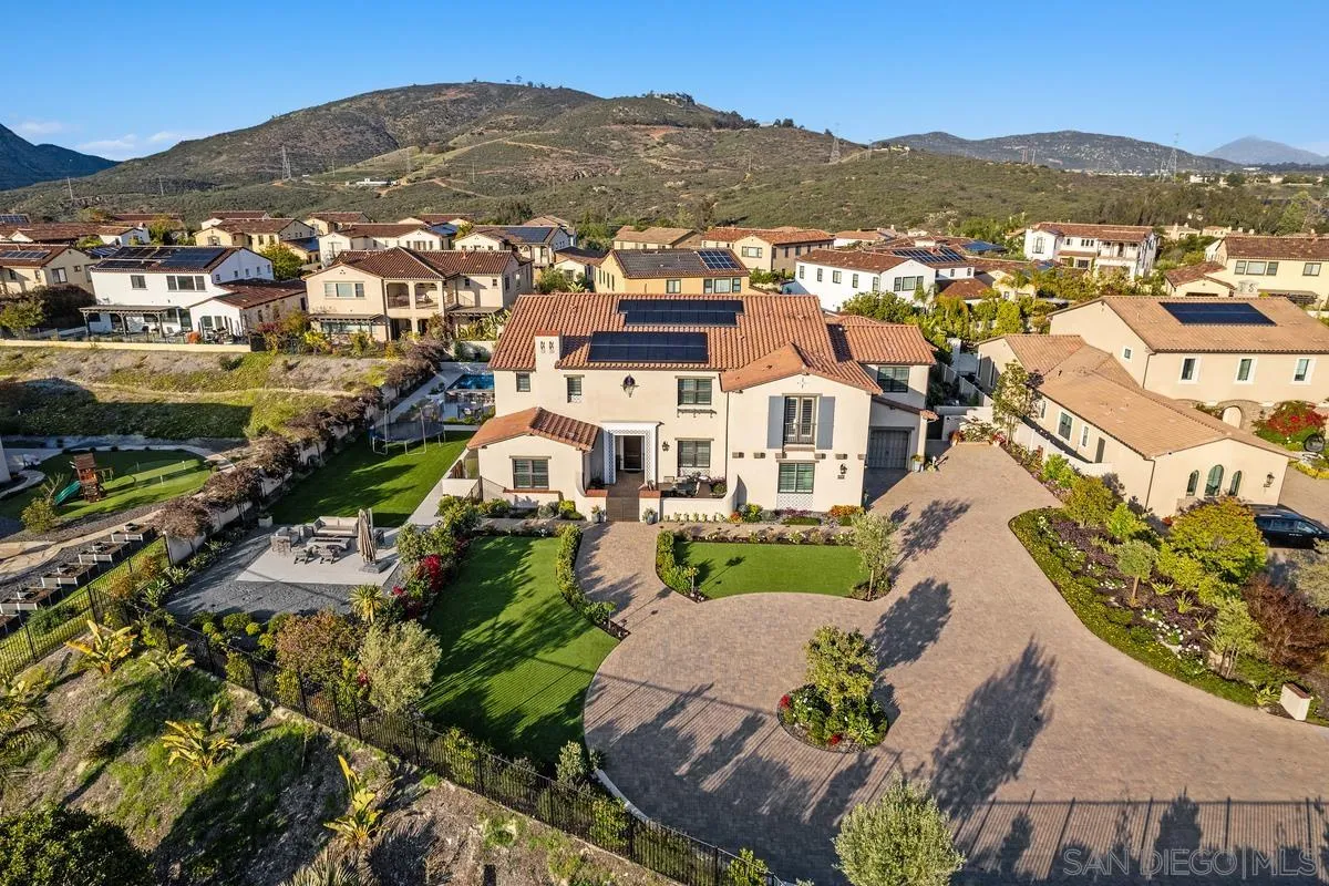 https://cdn.realtyfeed.com/cdn/127/260010828/98353e7c6f8c5e8fe9e42ef5cc3dc396.webp