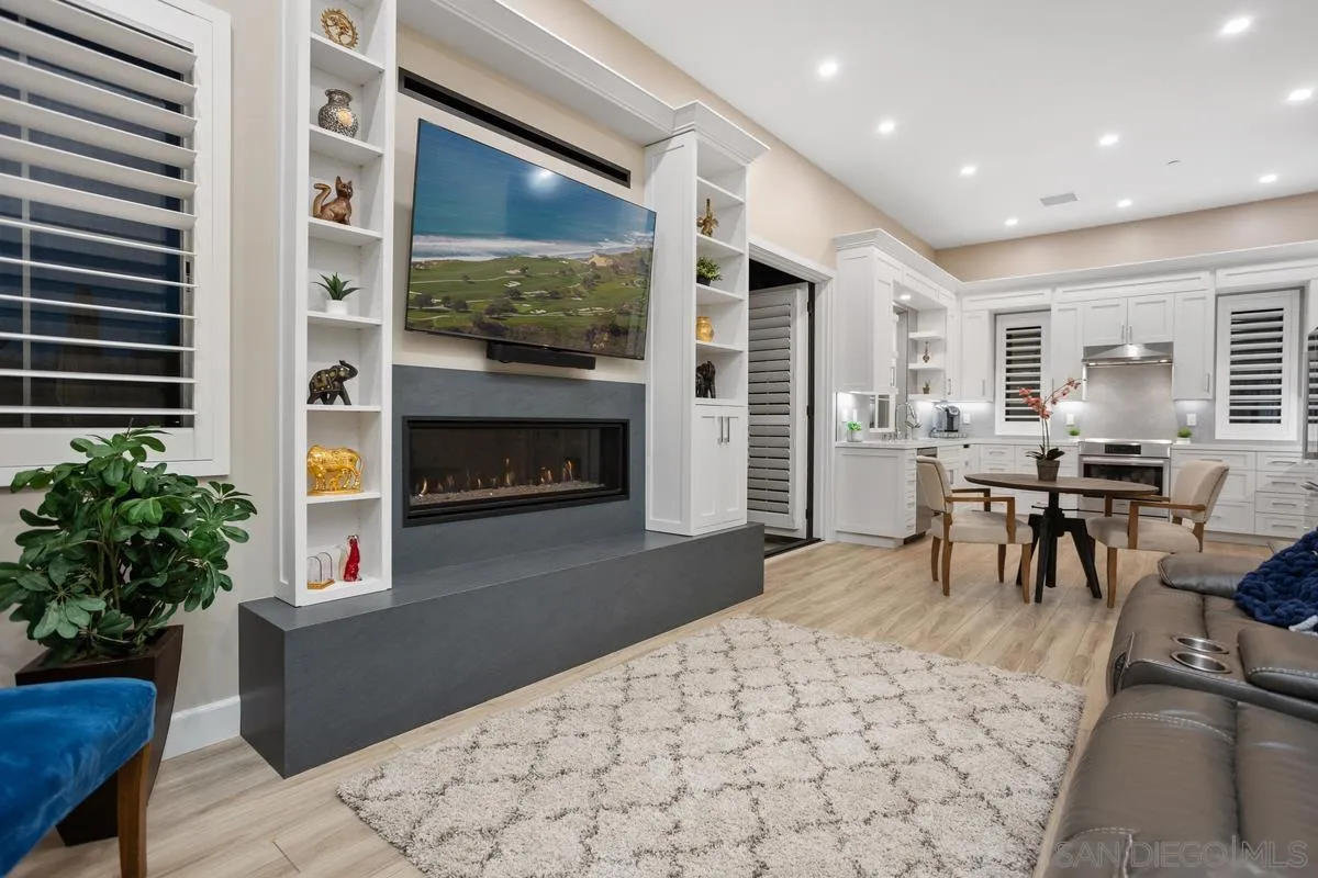 https://cdn.realtyfeed.com/cdn/127/260010828/d28950c5ca940d345baab180cf3cc6ef.webp