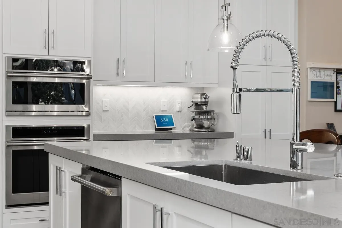 https://cdn.realtyfeed.com/cdn/127/260010828/d7131e9060e5aca4239d63dbb230a121.webp