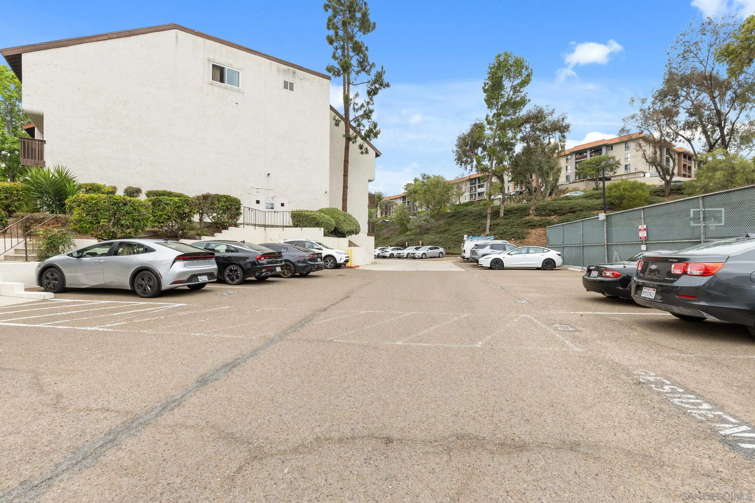 https://cdn.realtyfeed.com/cdn/127/260010829/a5cbba7165202d7ee60d9ac620eb98e0.webp