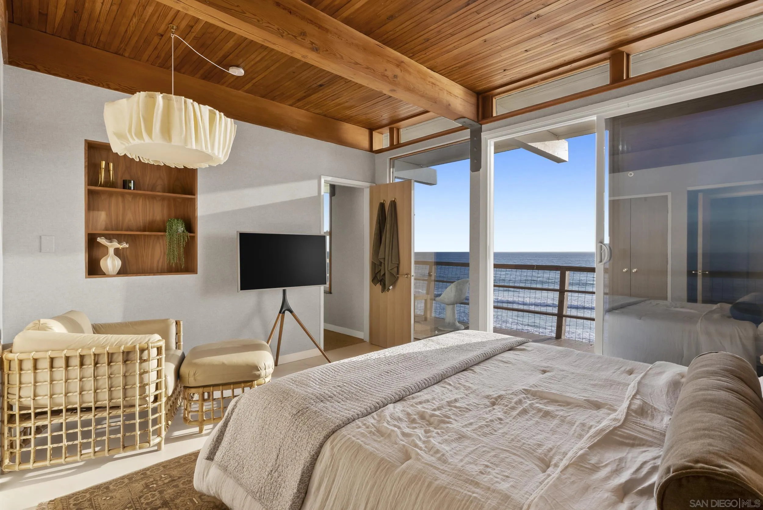 https://cdn.realtyfeed.com/cdn/127/260010833/d1ee2cfdf9105c1255a31ec4ff62bad8.webp