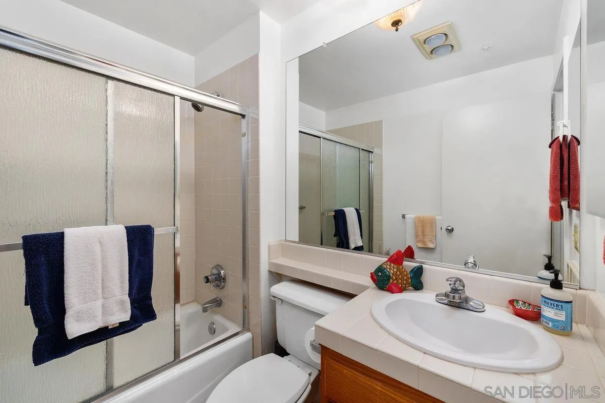 Photo #16: 260010835 Listing: Photo #16