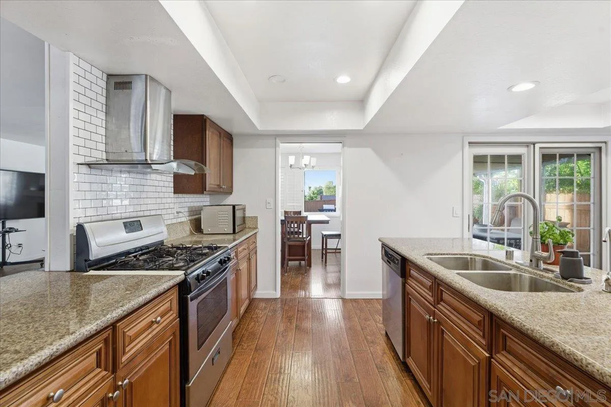 https://cdn.realtyfeed.com/cdn/127/260010839/0e64b19281e24d97a2dbb9f5d137b0d0.webp