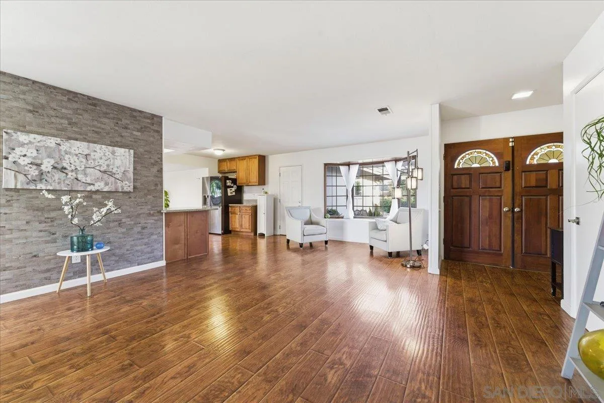 https://cdn.realtyfeed.com/cdn/127/260010839/28efb0389336b4c4ea8d2e360fc1b390.webp