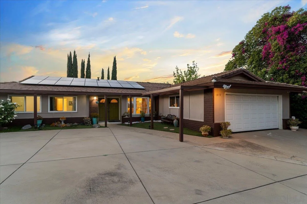 https://cdn.realtyfeed.com/cdn/127/260010839/eedded1a1b5343f4b5323b2f0e49437f.webp