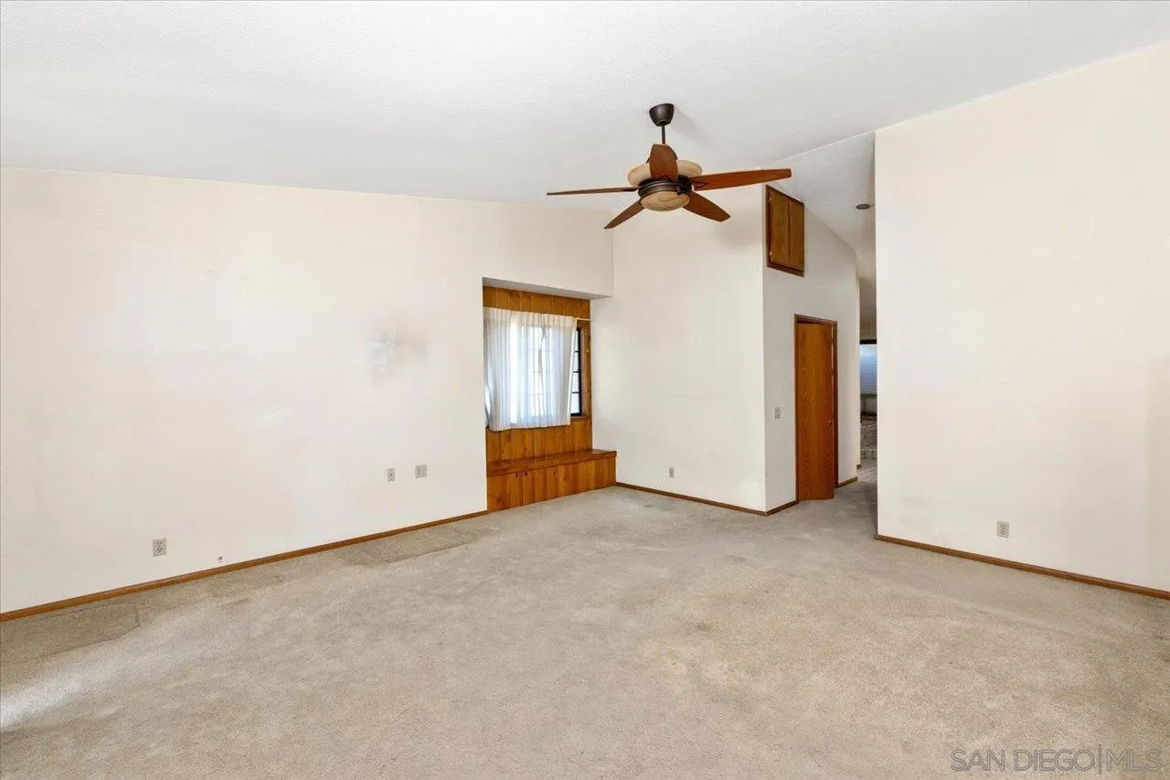 https://cdn.realtyfeed.com/cdn/127/260010840/170ab7a87b7fad7fe785cc2e9f13b27b.webp