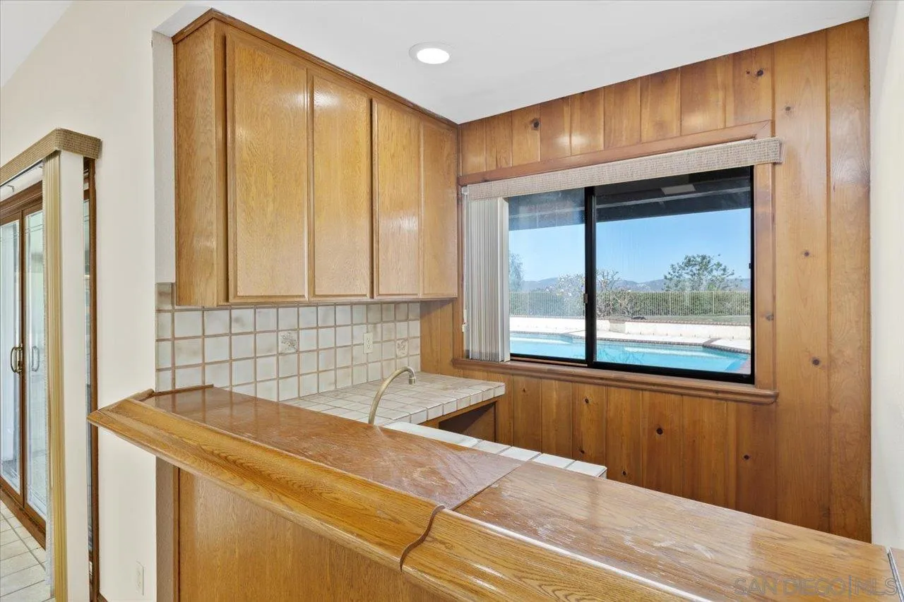 https://cdn.realtyfeed.com/cdn/127/260010840/906378b0159c372b97546fb319d5786a.webp