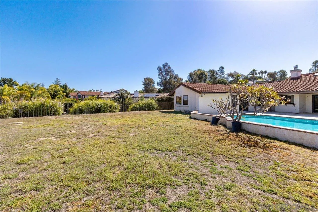 https://cdn.realtyfeed.com/cdn/127/260010840/bcbe24486268b14de3c9da9aad3d88ee.webp