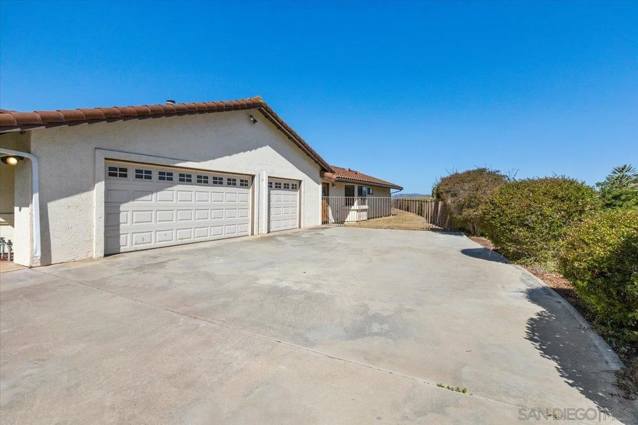 https://cdn.realtyfeed.com/cdn/127/260010840/bcd710c754b20c9561b26cb7a68e30da.webp