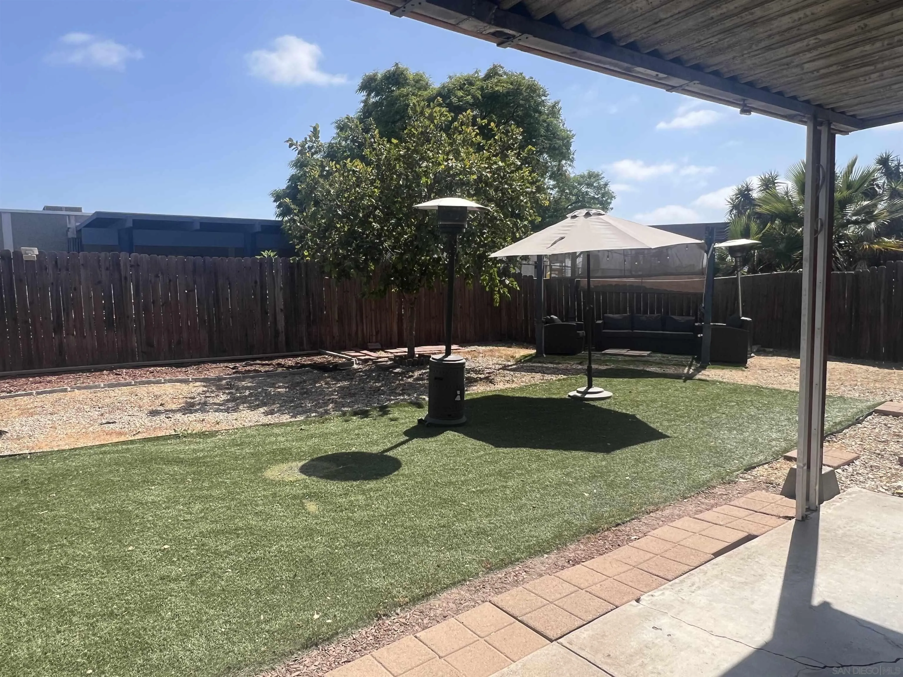 https://cdn.realtyfeed.com/cdn/127/260010849/1bb2fb200f9daf7a338ed2c626e41eef.webp