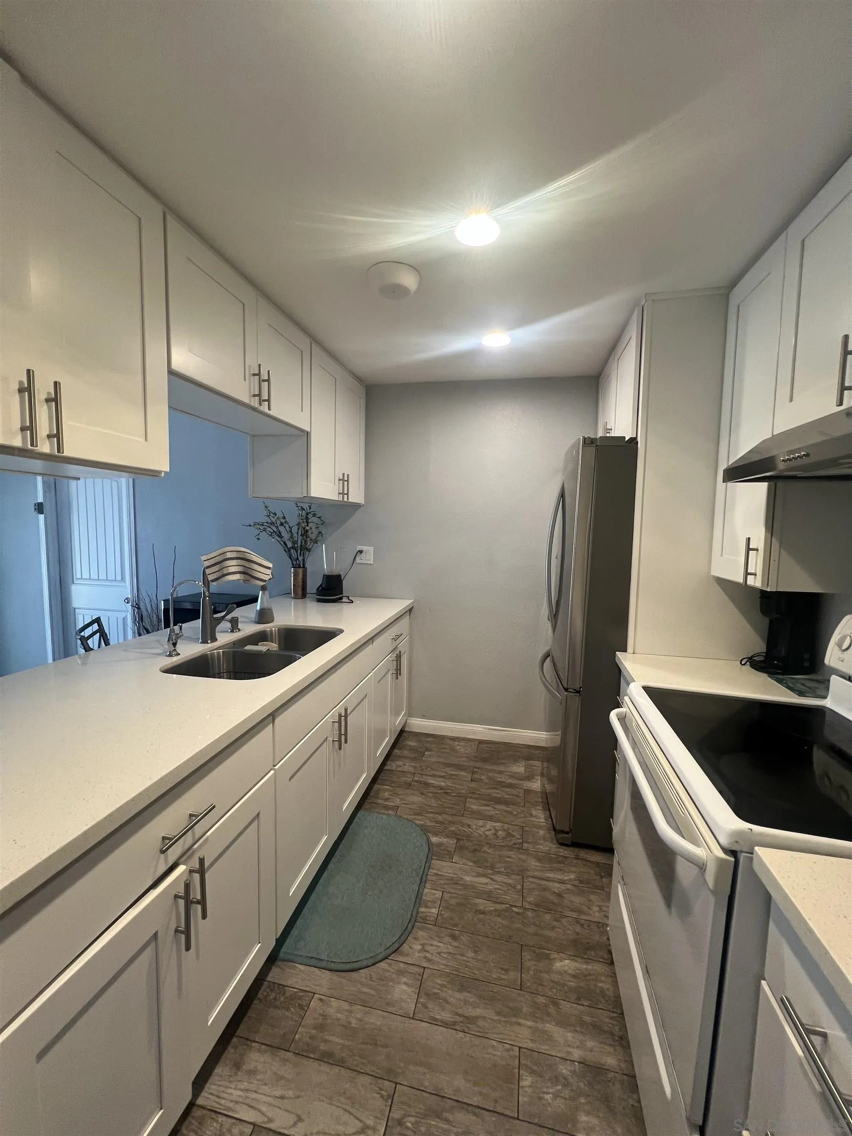 https://cdn.realtyfeed.com/cdn/127/260010849/1f8fef9945dec1f2573632af305ef99c.webp