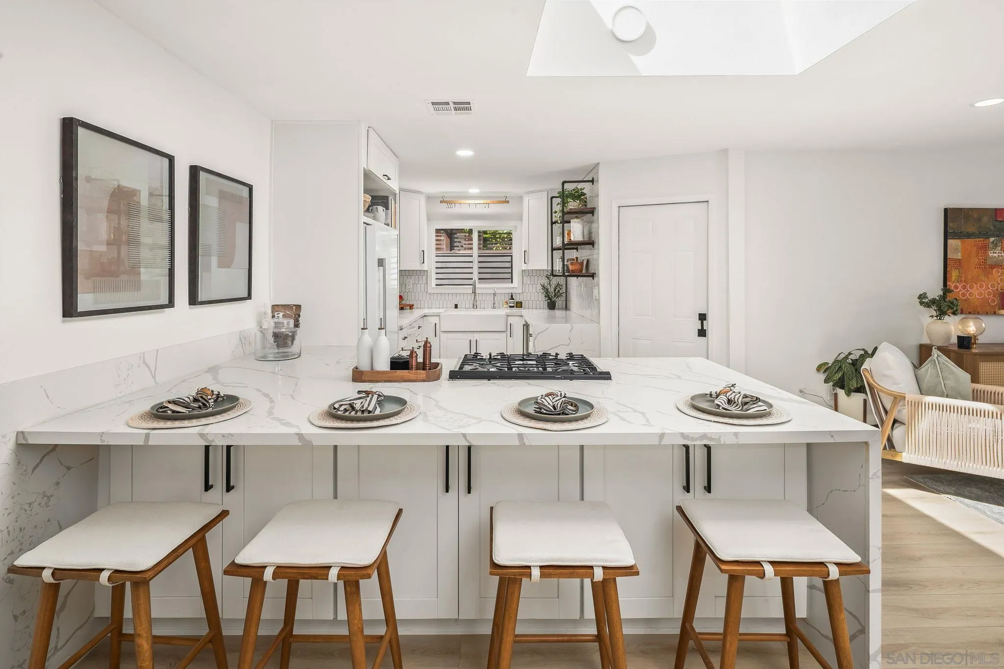 https://cdn.realtyfeed.com/cdn/127/260010850/1ff4704e5833a9dfbbf894aede0934d4.webp